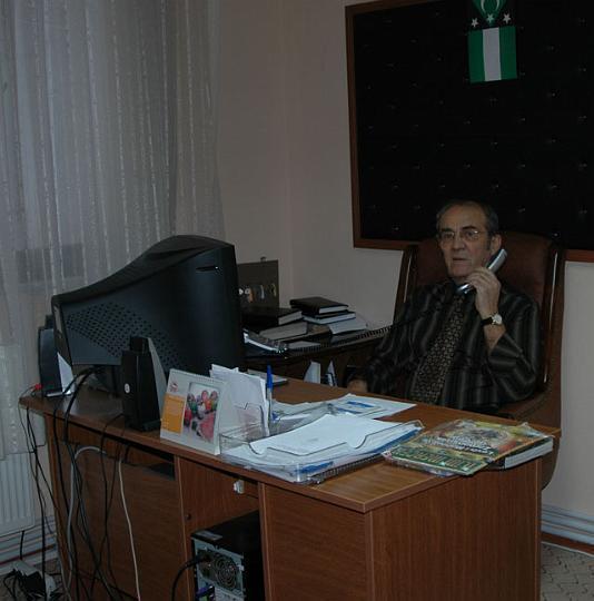 63.jpg - VAKIF SEKRETER ODASI RAHMETLİ 2.BAŞKAN HASAN BEKİROĞLU